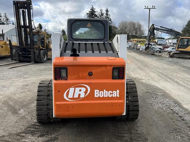 Image of Bobcat 864 equipment image 3