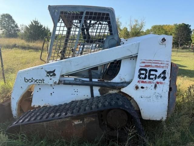 Image of Bobcat 864 equipment image 2
