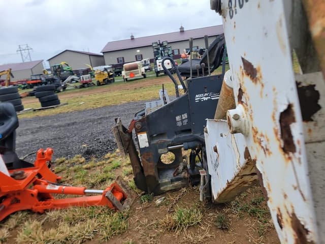 Image of Bobcat 8709 equipment image 3