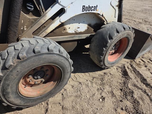 Image of Bobcat 873 equipment image 4