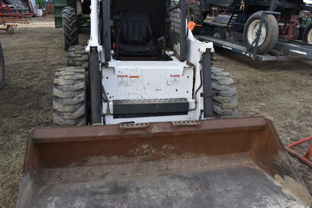 Image of Bobcat 873 equipment image 4