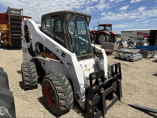 Image of Bobcat A300 equipment image 1