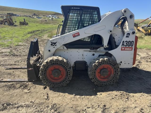 Image of Bobcat A300 equipment image 1