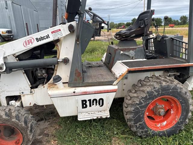 Image of Bobcat B100 equipment image 2