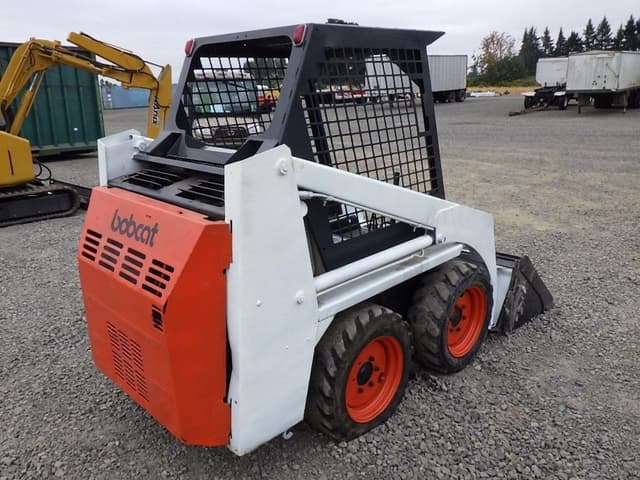 Image of Bobcat 533 equipment image 4