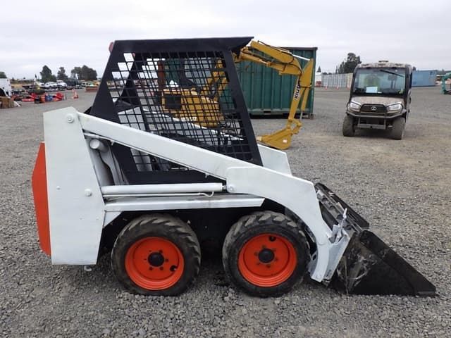 Image of Bobcat 533 equipment image 3