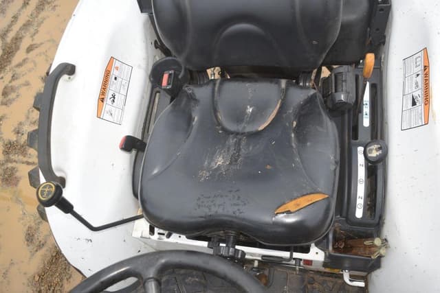 Image of Bobcat CT2040 equipment image 4