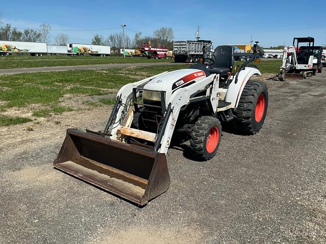 Image of Bobcat CT230 equipment image 2