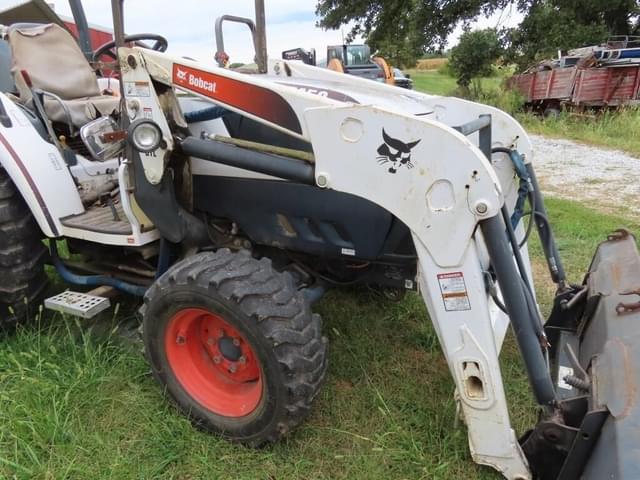 Image of Bobcat CT450 equipment image 1