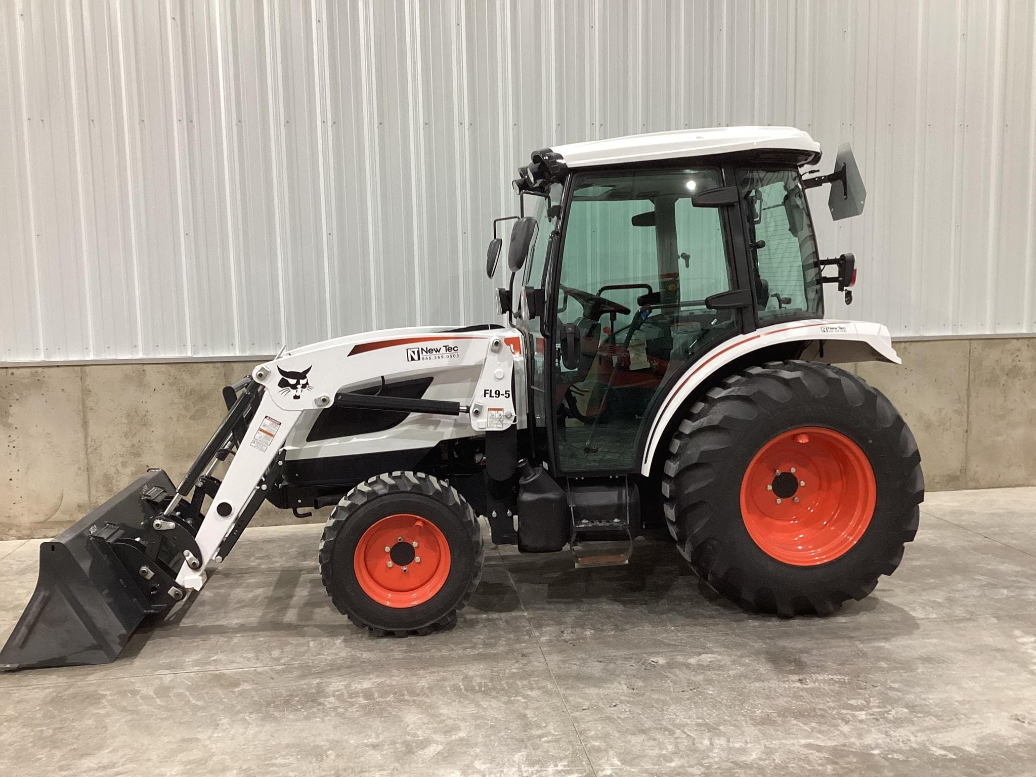 2023 Bobcat CT5558 Equipment Image0