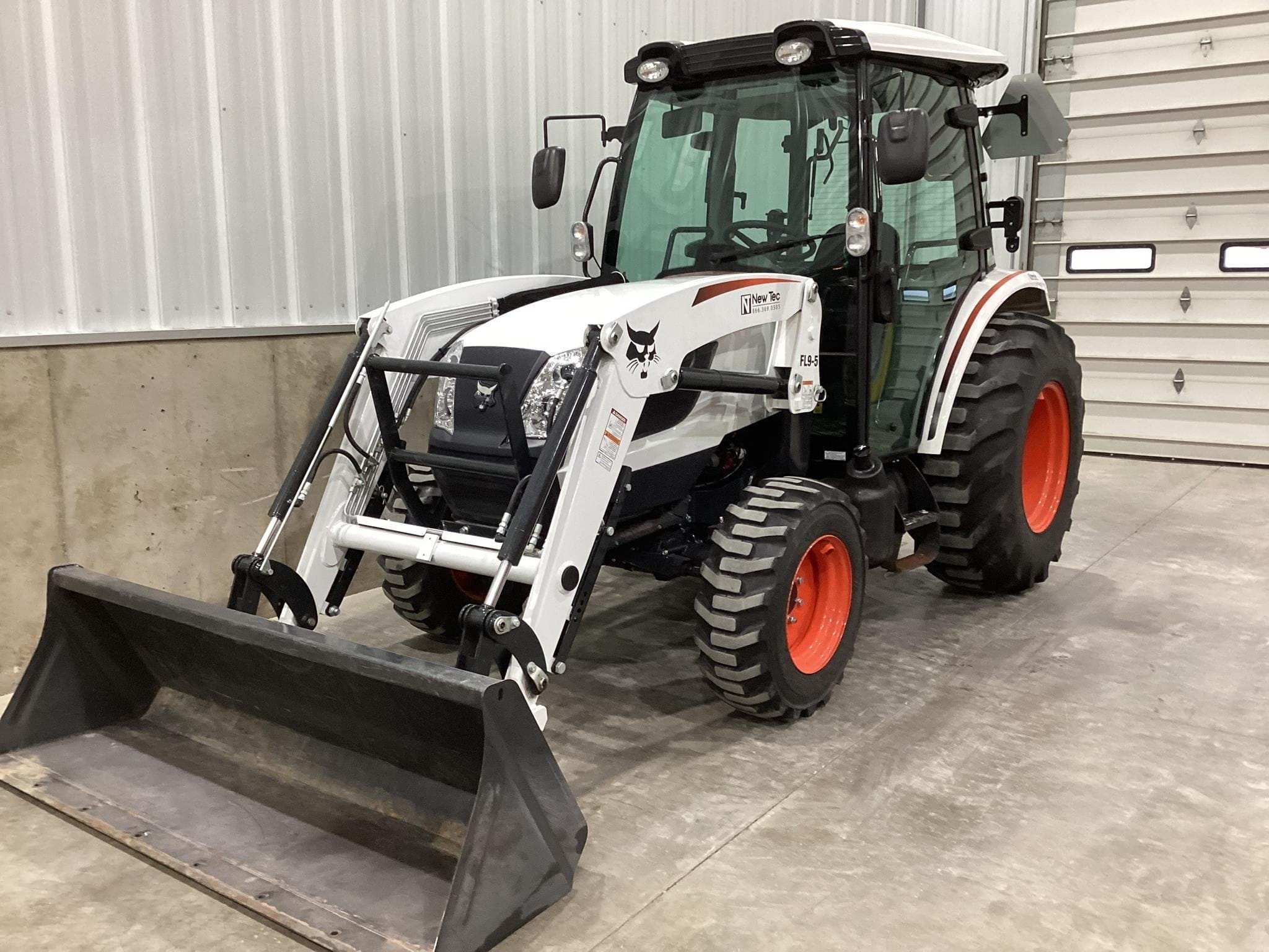 2023 Bobcat CT5558 Equipment Image0