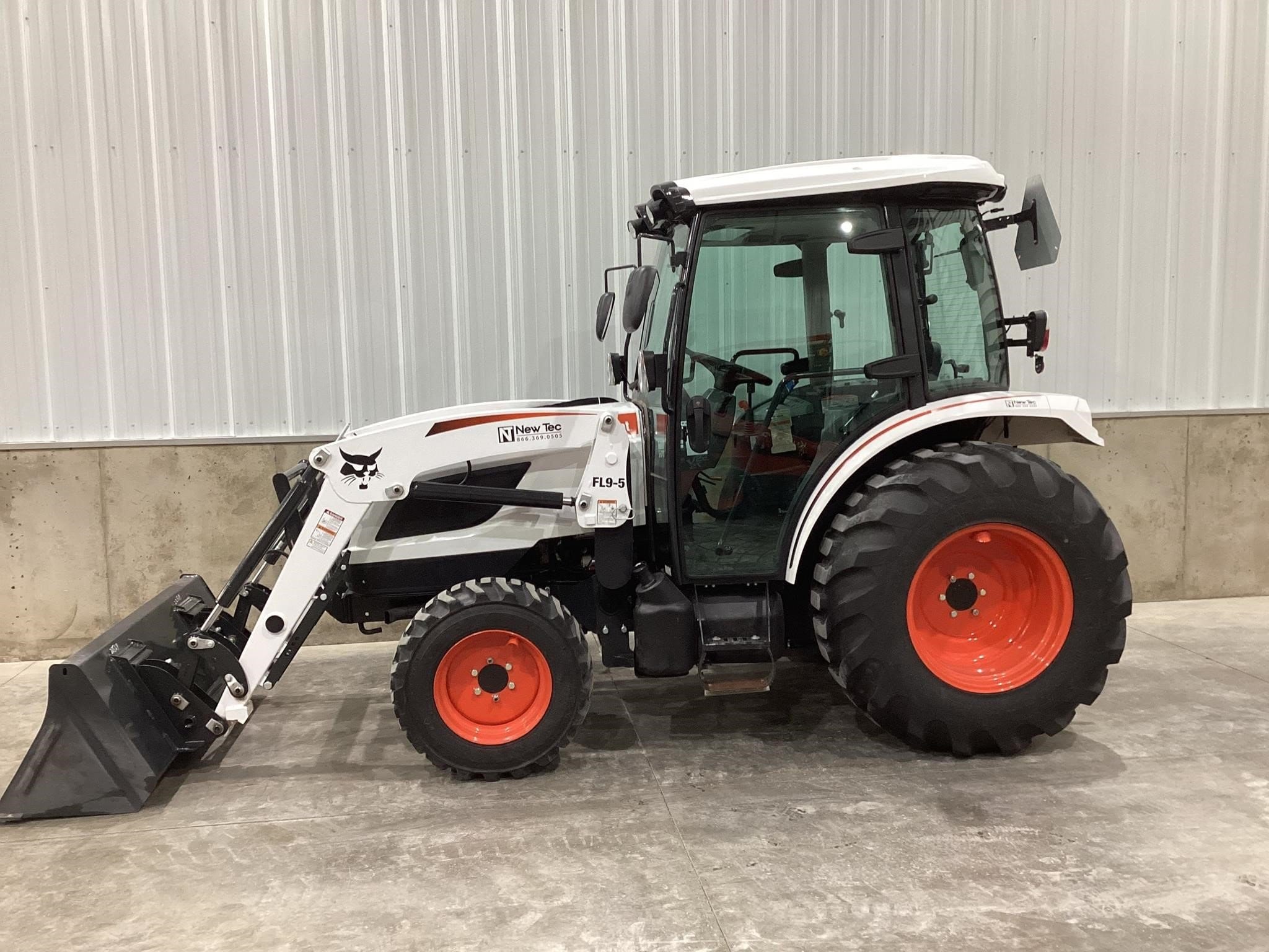 2023 Bobcat CT5558 Equipment Image0