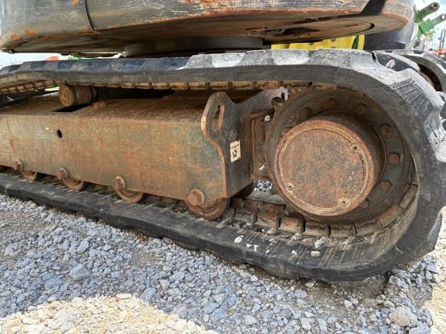 Image of Bobcat E50 equipment image 4