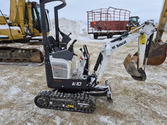 Image of Bobcat E10 equipment image 3