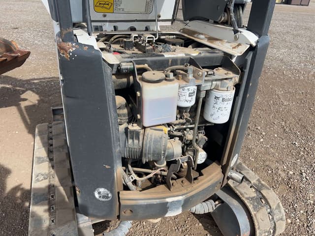 Image of Bobcat E10 equipment image 4