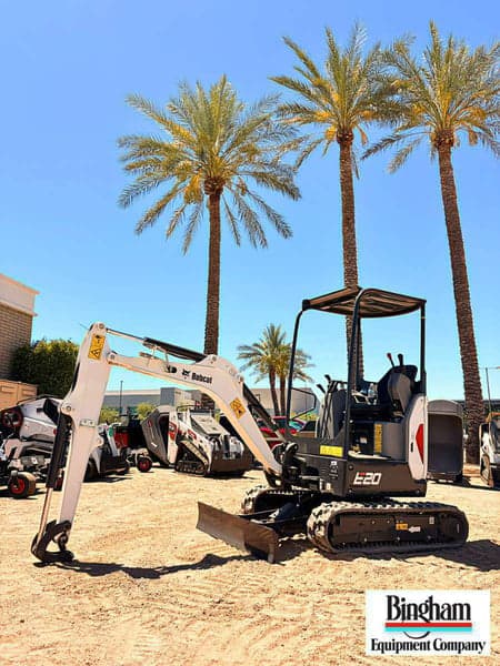 Image of Bobcat E20 equipment image 4