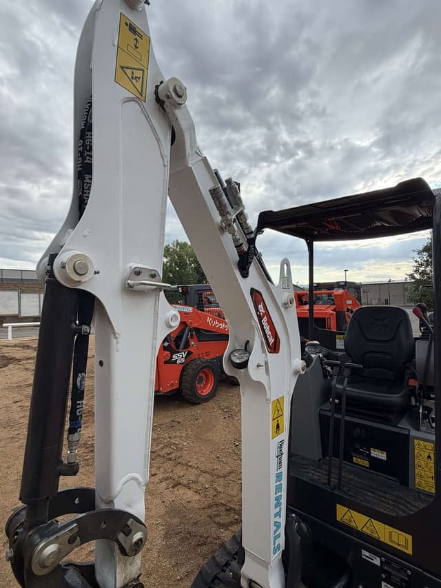 Image of Bobcat E20 equipment image 2