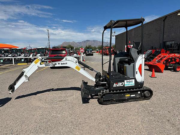 Image of Bobcat E20 equipment image 4