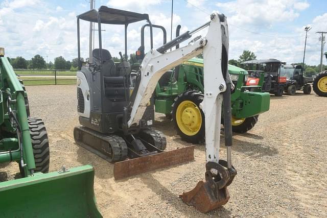 Image of Bobcat E20 equipment image 1