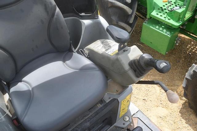 Image of Bobcat E20 equipment image 3