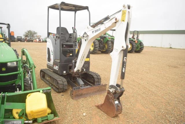 Image of Bobcat E20 equipment image 3