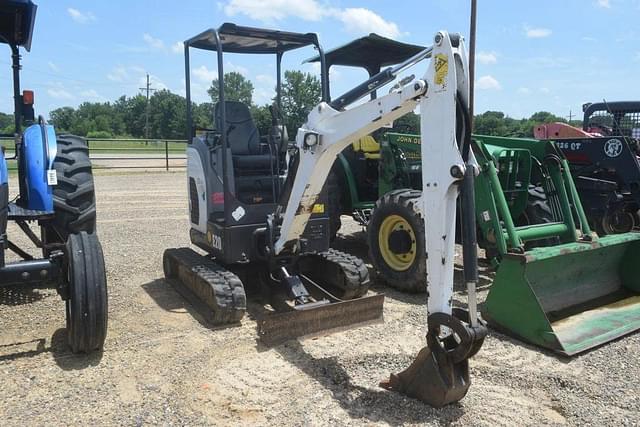 Image of Bobcat E20 equipment image 1