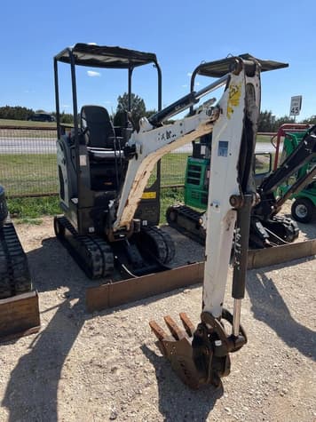 Main image Bobcat E20