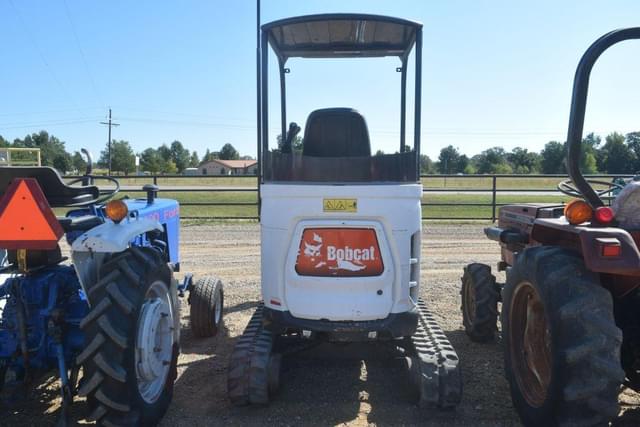 Image of Bobcat E20 equipment image 2