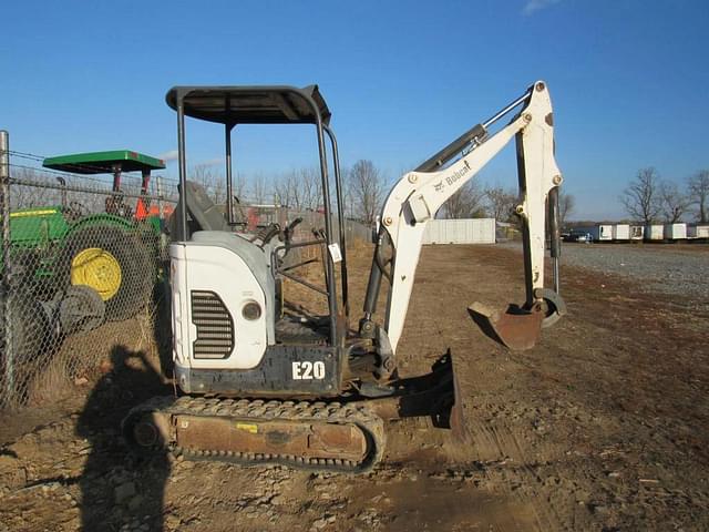 Image of Bobcat E20 equipment image 1