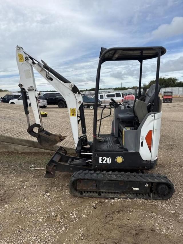 Image of Bobcat E20 equipment image 1