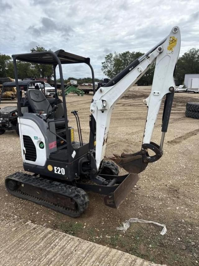 Image of Bobcat E20 equipment image 4