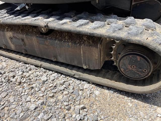 Image of Bobcat E26 equipment image 4