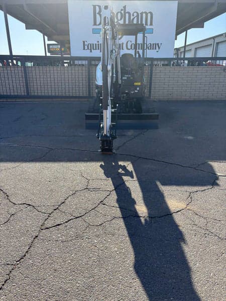 Image of Bobcat E26 equipment image 2