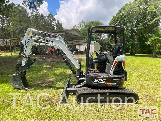 Image of Bobcat E26 equipment image 1