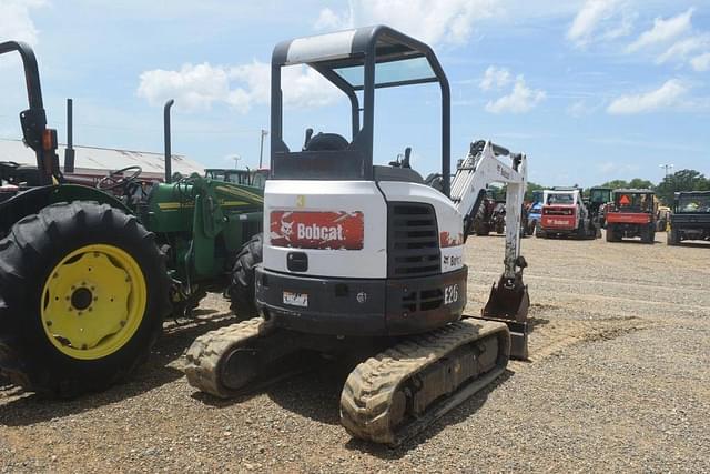 Image of Bobcat E26 equipment image 2