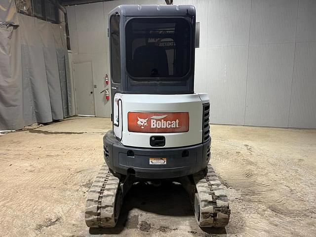 Image of Bobcat E26 equipment image 3