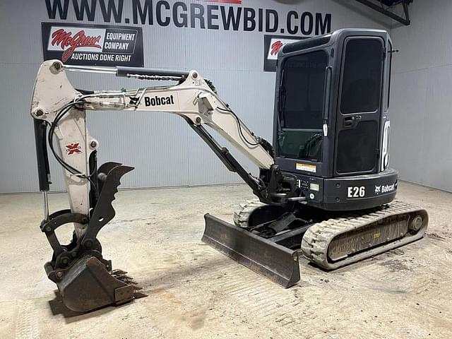 Image of Bobcat E26 equipment image 1