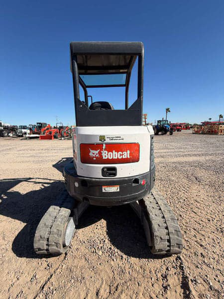 Image of Bobcat E26 equipment image 3