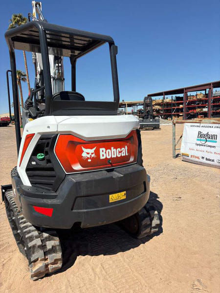 Bobcat E32 Equipment Image0