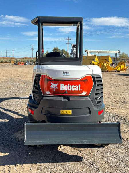 Image of Bobcat E32 equipment image 3
