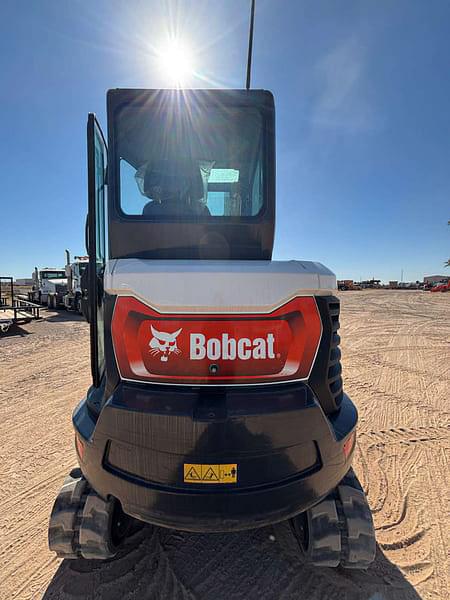 Image of Bobcat E32 equipment image 3