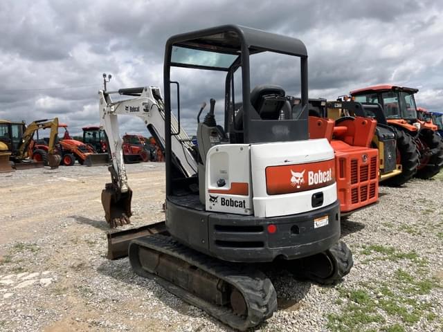 Image of Bobcat E32 equipment image 3