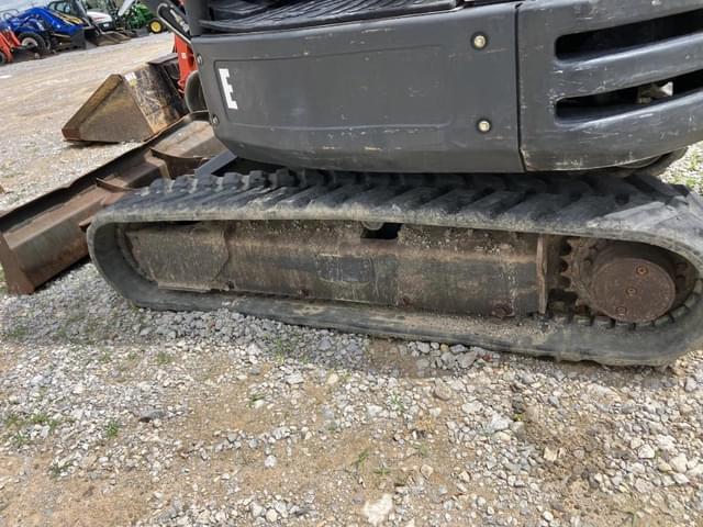 Image of Bobcat E32 equipment image 4