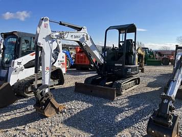 Main image Bobcat E32