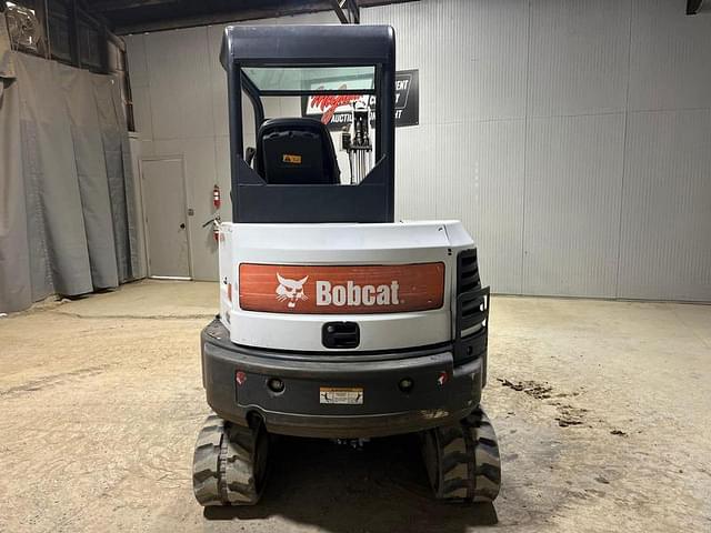 Image of Bobcat E32 equipment image 3