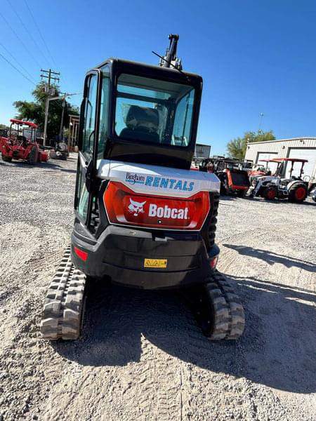 Image of Bobcat E35 equipment image 3