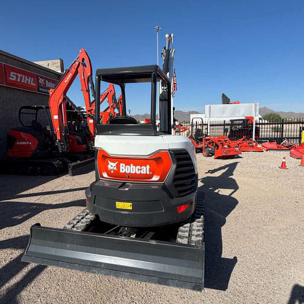 Image of Bobcat E35 equipment image 3
