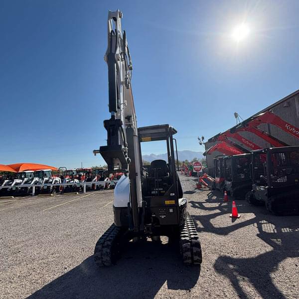 Image of Bobcat E35 equipment image 2