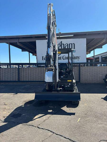 Image of Bobcat E35 equipment image 2