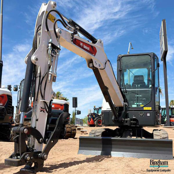 Image of Bobcat E35 equipment image 2